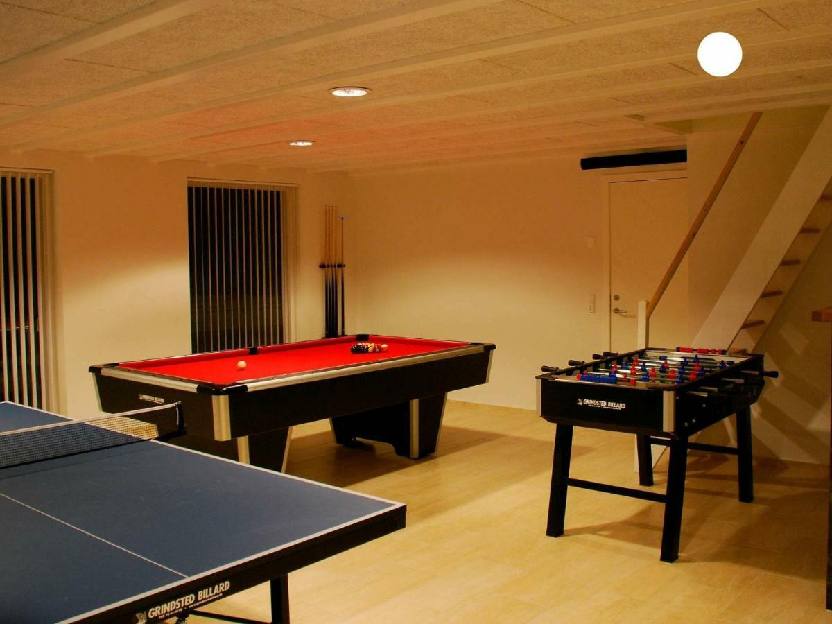Five-Bedroom Holiday Home In Lokken 3 מראה חיצוני תמונה
